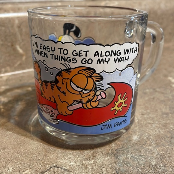1978 Garfield Mug from McDonald’s - Picture 1 of 7